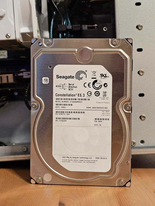 Sistem NAS - Xeon + 28 TB SAS, 10 Gbps SFP+ Compatibil TrueNas, Unraid, Plex