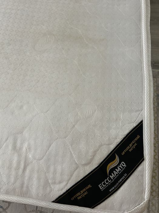 Продаю кровать 2 местный