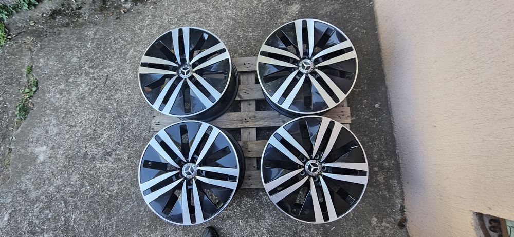 5/112/18 mercedes w222 2020г. Оригинални джанти безупречни