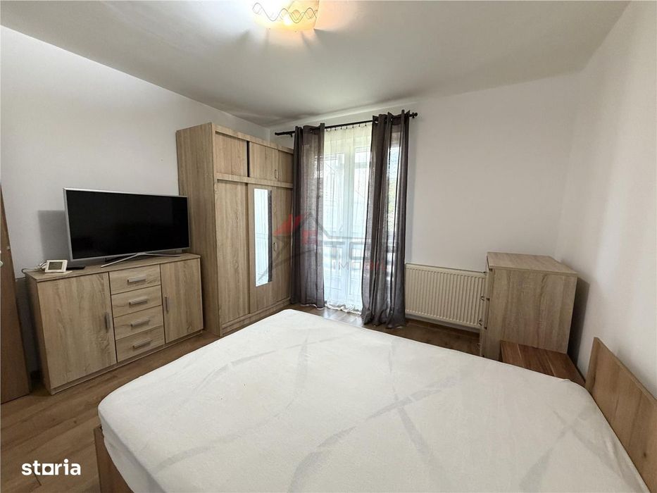 Apartament 3 camere decomandat+ parcare- Rediu