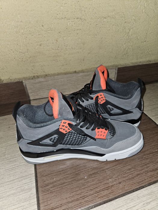 Vând Jordan 4 Infrared