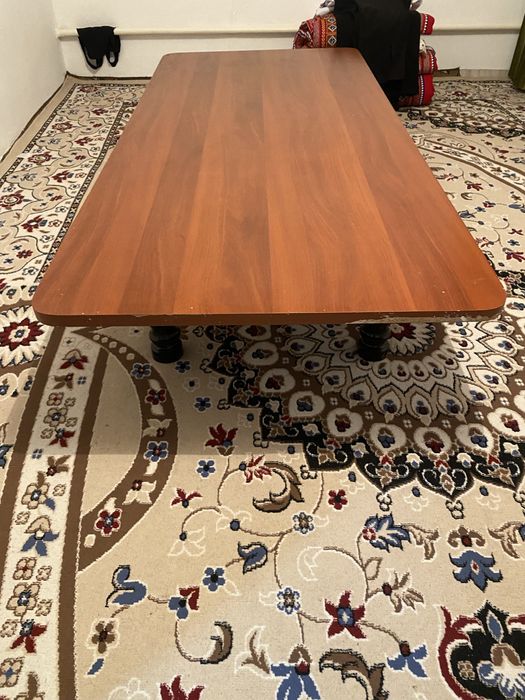 Биіктігі реттелетін столь. Алынбалы, бұранбалы