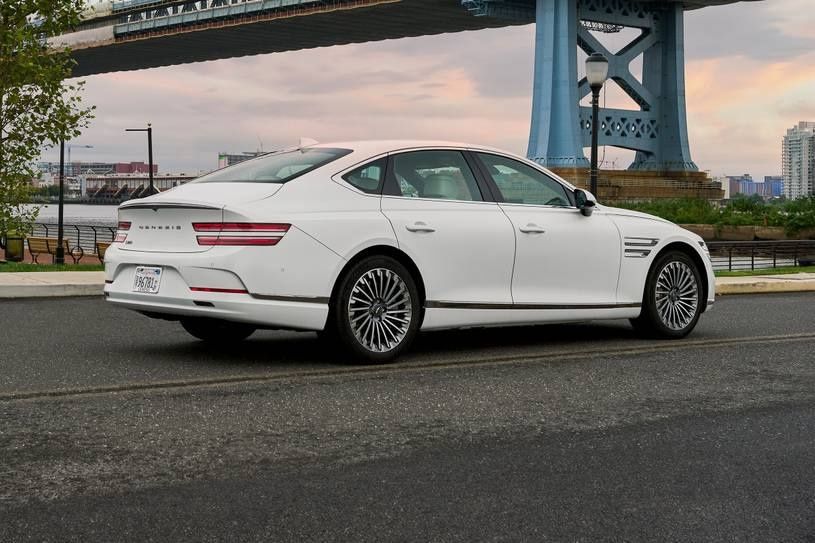 Genesis g80 AWD 2022 йил