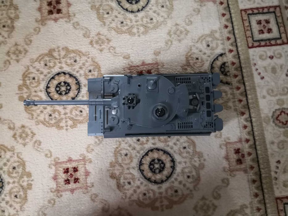 Vand tancuri Tiger One T34