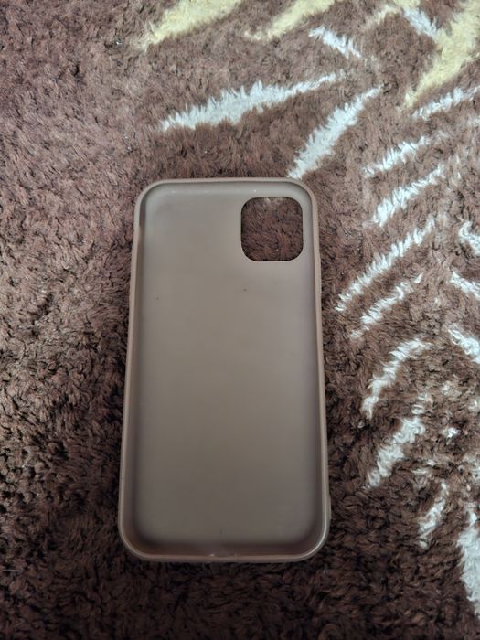 Чехол на айфон 11