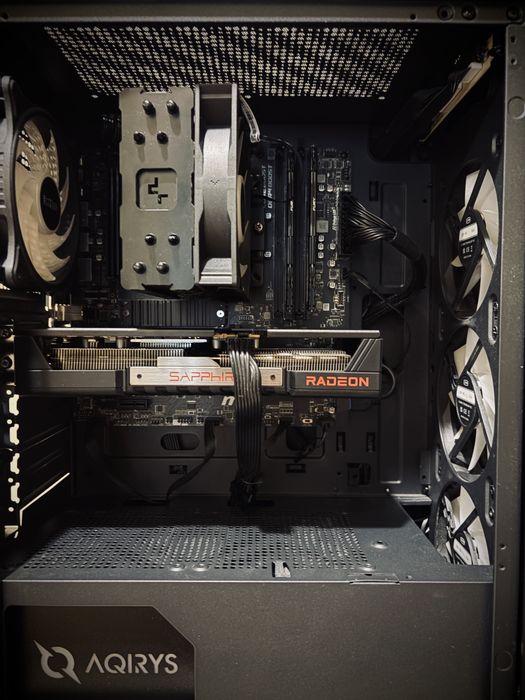 Ryzen 5600X, RX 9060 XT, 32 Gb RAM, SSD M2.