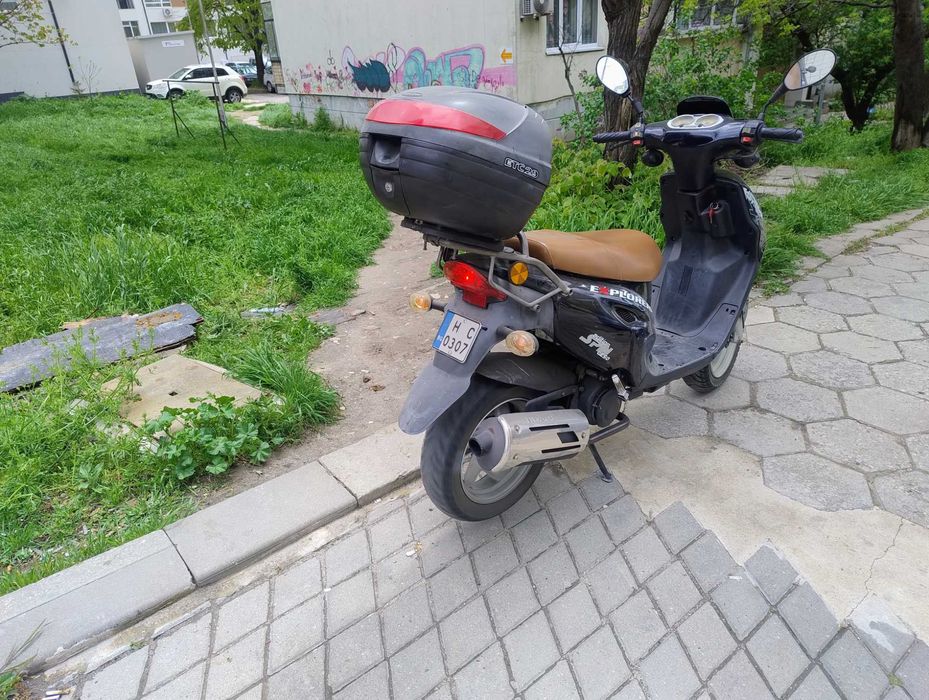 скутер EXPLORER/SPIN 50 2Т