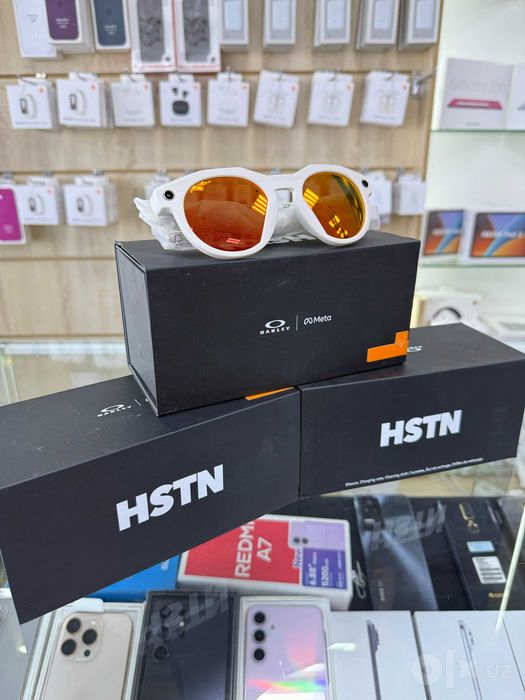 Oakley Meta HSTN