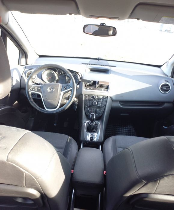 Dezmembrez Opel Meriva B diesel 1.3