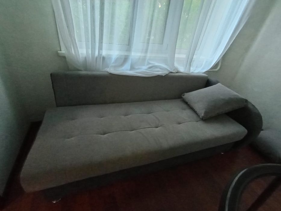 Продам шкаф и 2 дивана