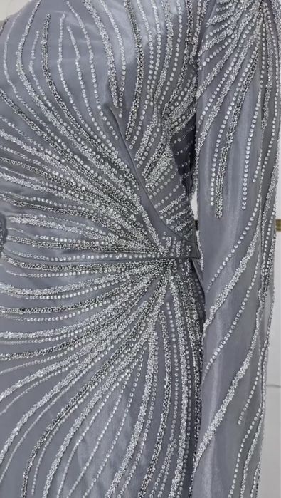 Срочно сотилади вечерний койнек