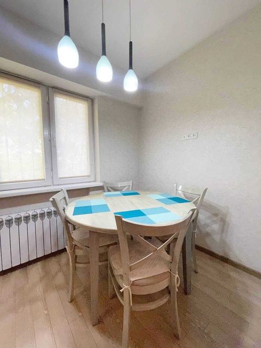 ЦУМ, 3-комн. квартира 80 м², ул. Чимкентская, евроремонт