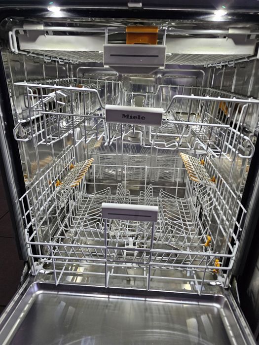 Съдомиялна за пълно вграждане Miele G 6895 SCVI XXL-auto open Wi-Fi