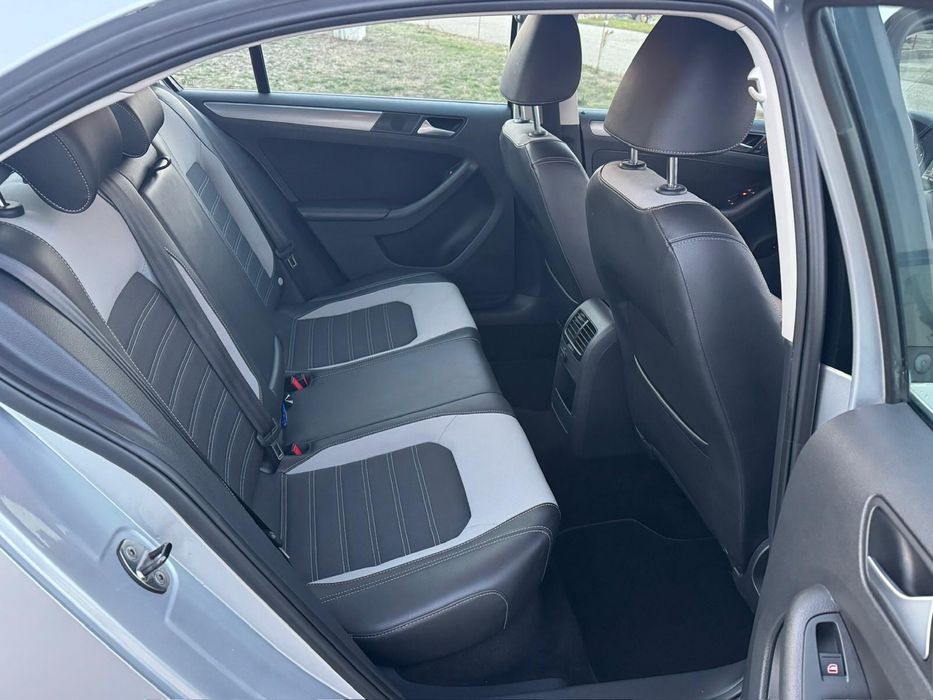 Volkswagen Jetta model Match