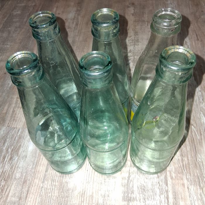 Продавам колекционерски шишета  Кока Кола.