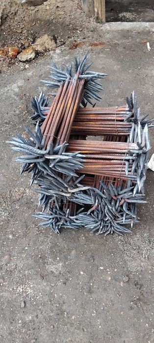 Vând scoabe la preț de producător am și scurte și lungi