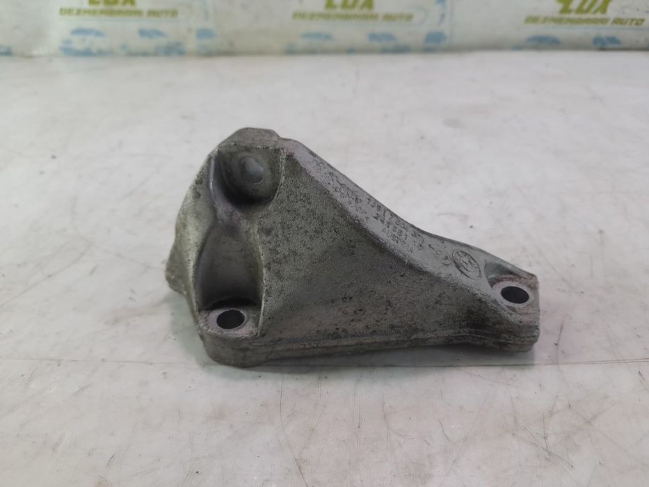 Suport motor 24168110 2.0 d N47D200 BMW Seria 5 E60/E61 (2003 - 2007)