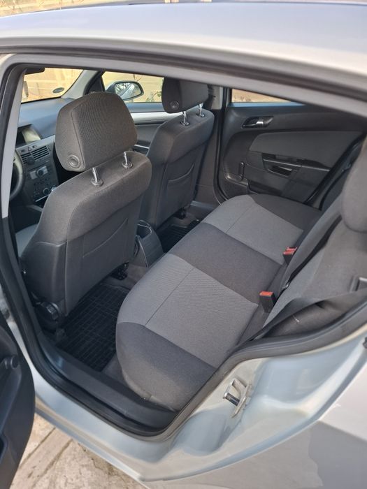 Opel Astra H/Motor 1.6 Benzină/An 2007