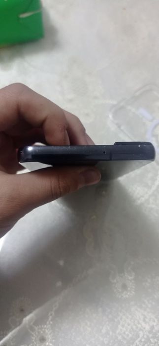 Samsung s22 xotira 256