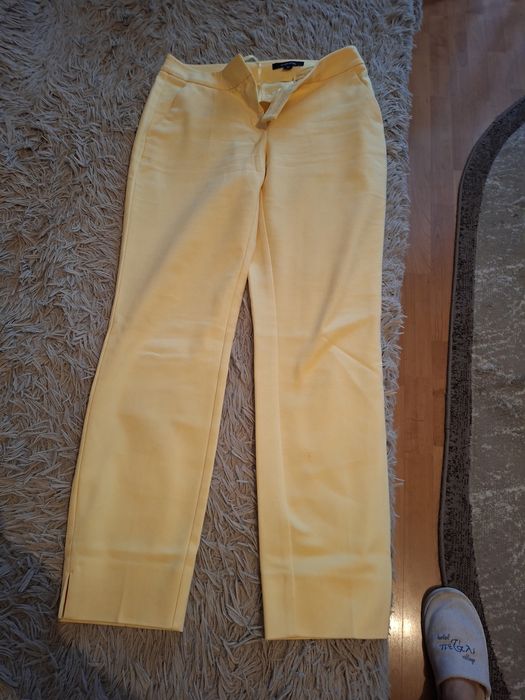 Vând pantaloni  de vara.