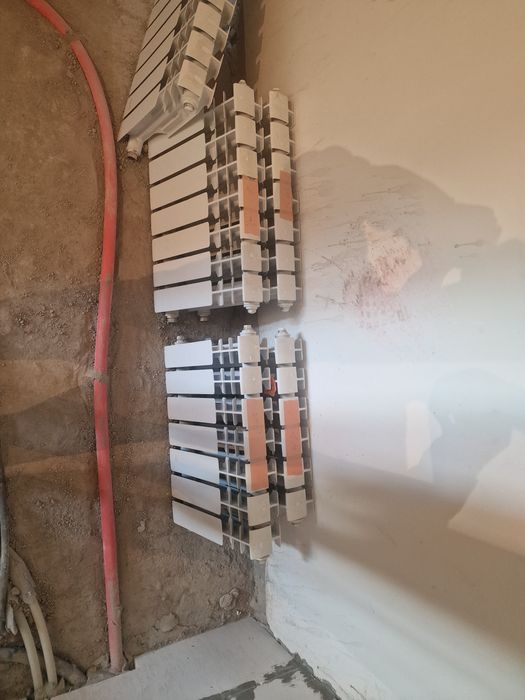 Продам радиатор почти новый