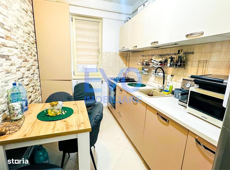 Apartament de inchiriat, 3 camere, decomandat, Visoianu, Iasi