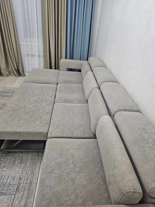 Диван угловой велюровый