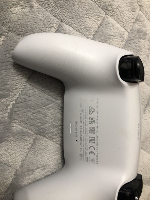 Vand maneta ps5 predare buzau