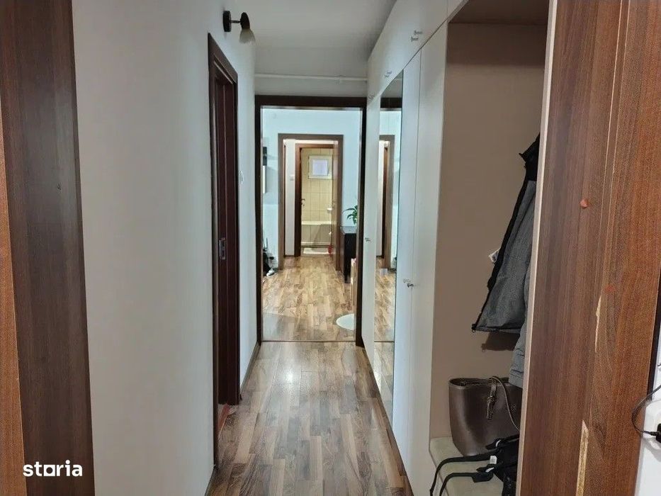 Apartament Craiovita 3camere cu centrala 1/4