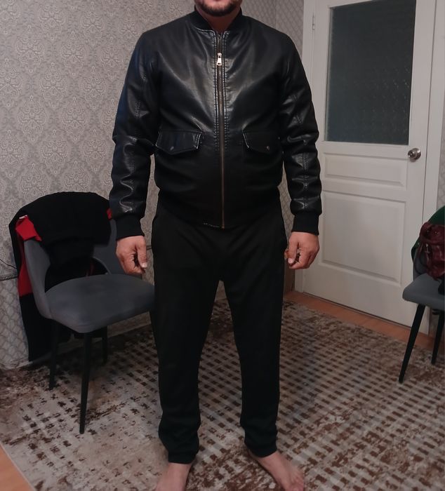 Продам кожаную куртку