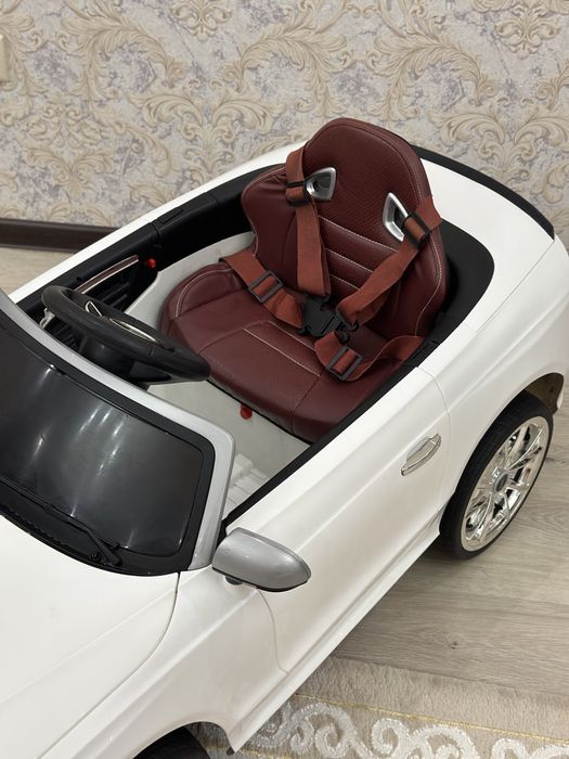 Машина детская кабриолет