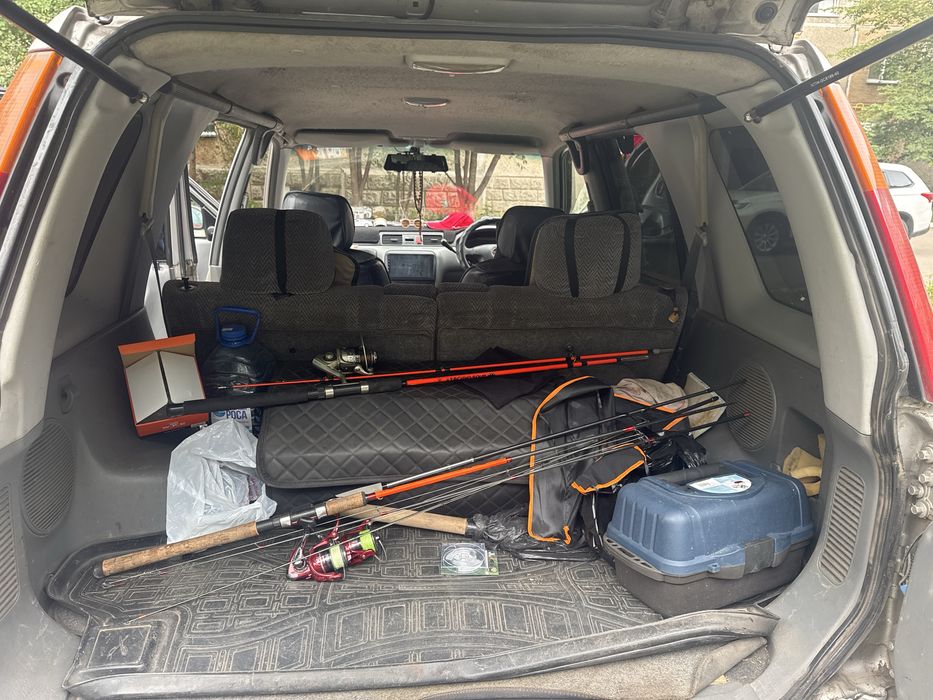 Продаю машину…………….