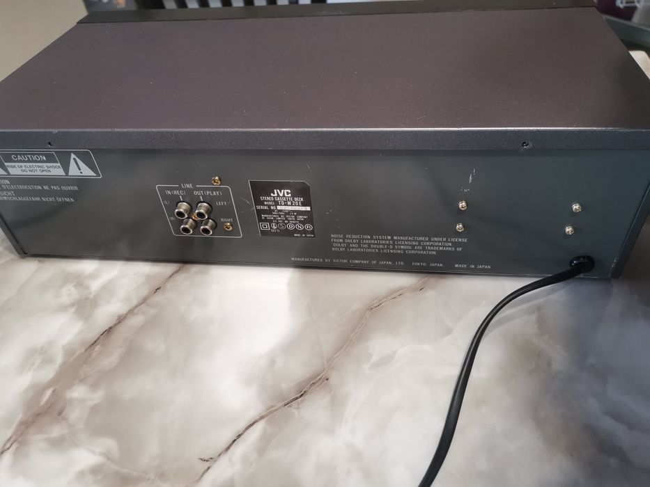 JVC TD-W20 – Двоен стерео касетофон (Double Cassette Deck) – Dolby B/C