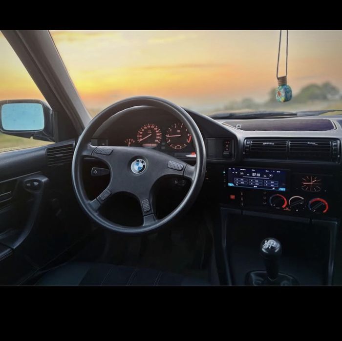 Bmw e34 reconditionat total !
