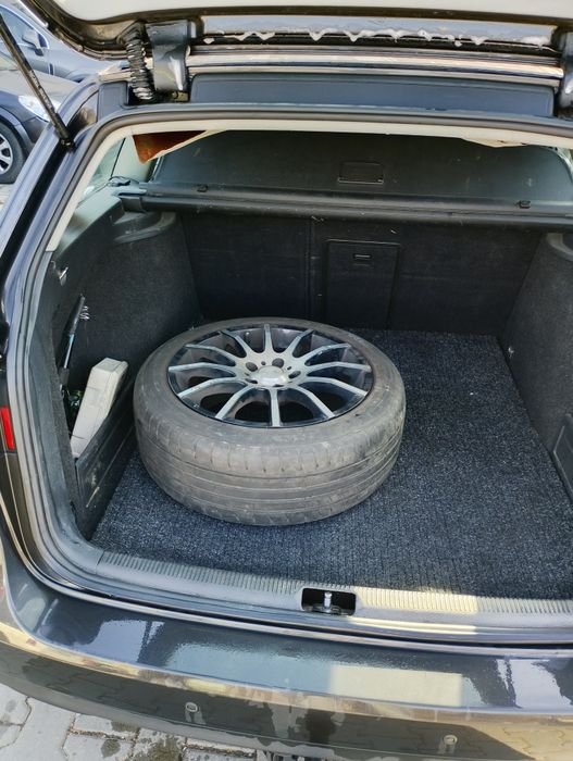 Vând passat B6 break