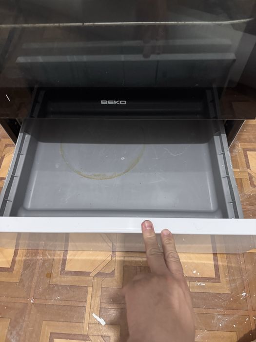 Продам духовку марки Beko