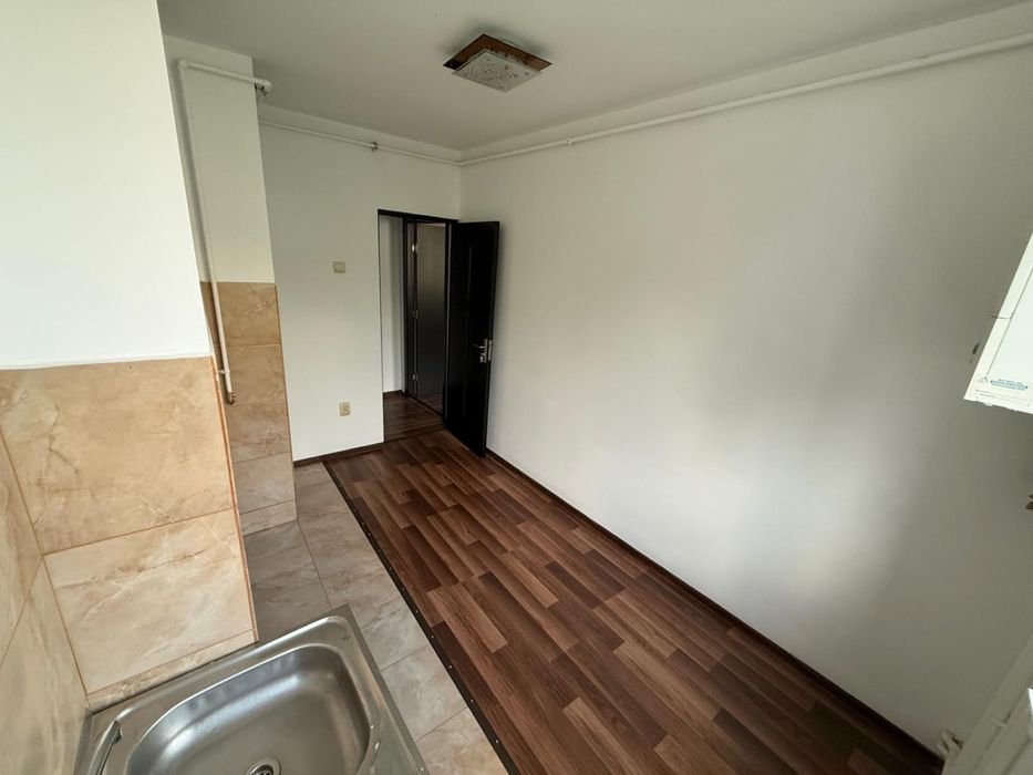 inchiriez Apartament Hunedoara  2 camere OM bd 1848