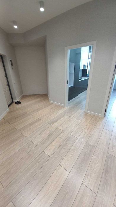 Продается 3х комнатная квартира в новостройке на Юнсабаде 9 квартал.