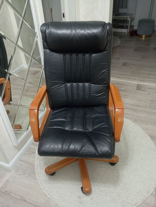 Продам стул в хорошем состояние.