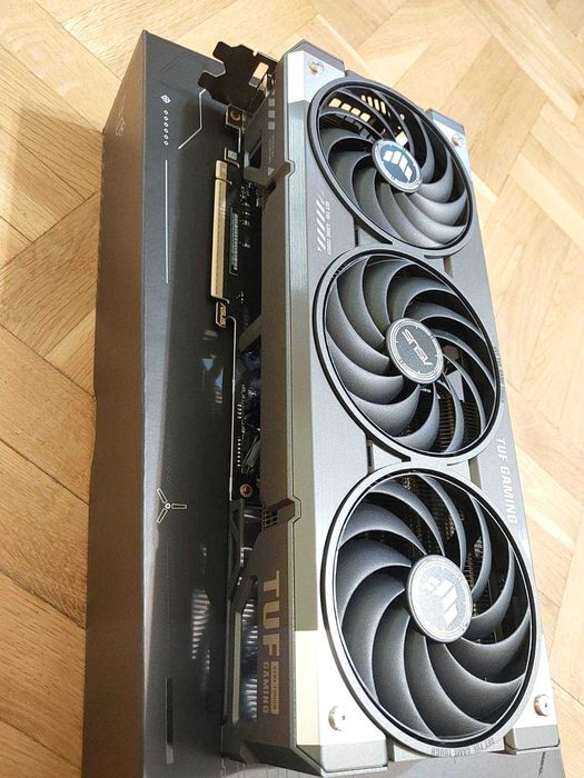 ASUS TUF RTX 5070Ti 16GB - Нова!