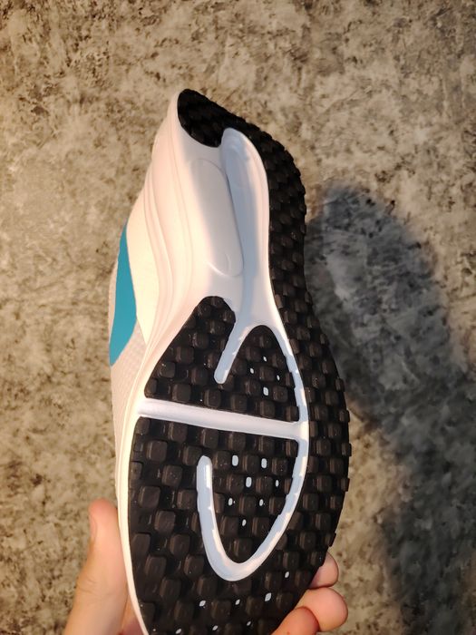 Прадам мужские кроссовки Nike Revolution 8 EasyOn