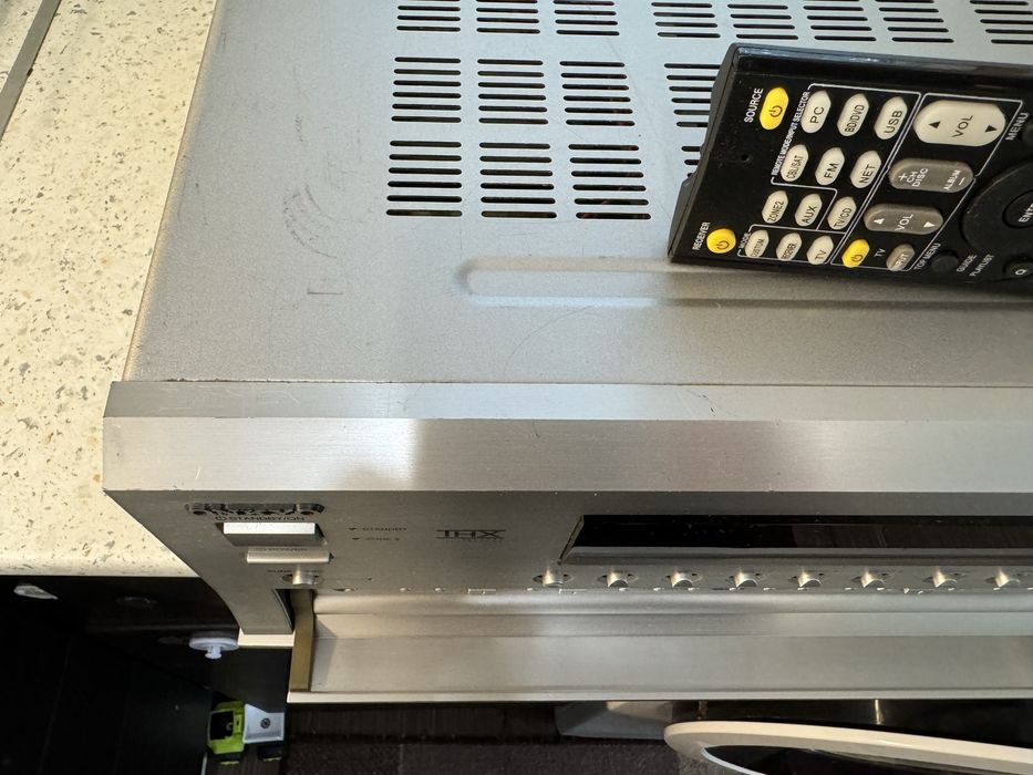 Onkyo TX-SR703 resiver