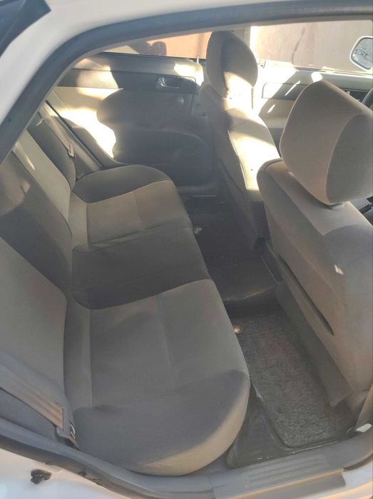 Lacetti Gentra Oq rangda sotiladi