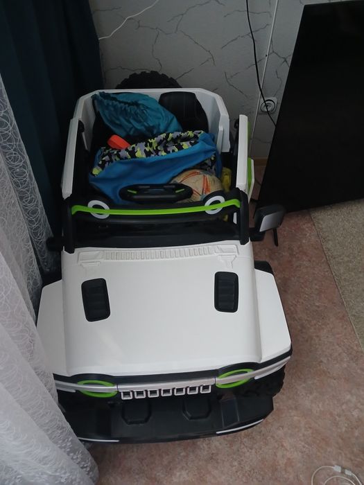 Продам детский элекро мобиль