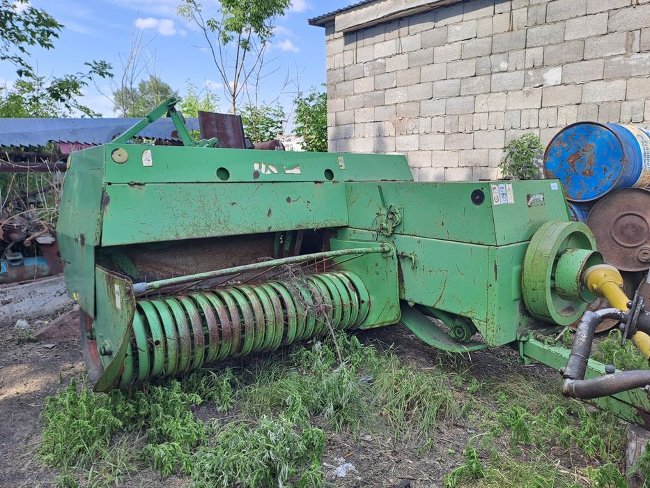 Продам прессподборщик