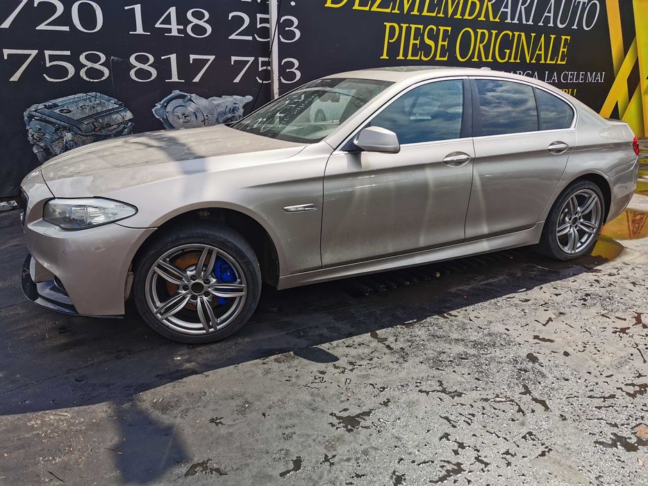 Dezmembrez bmw 530 f10/interior maro/m-pachet/jante M/far bixenon/