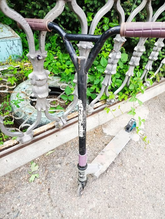 Трюковой самокат