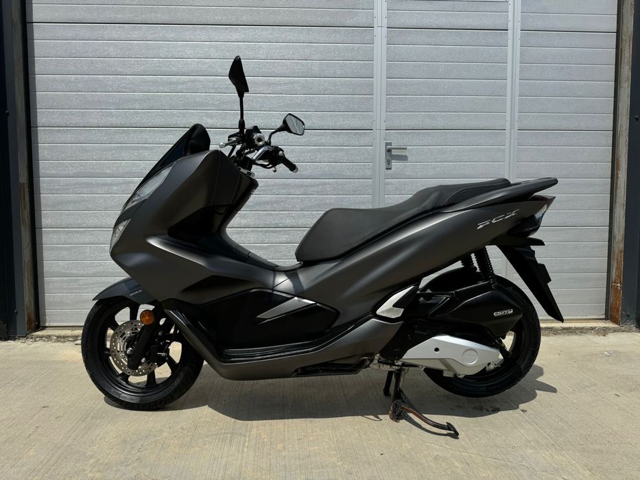 FunMoto vinde Honda PCX 125cm 2019 ABS Permis B