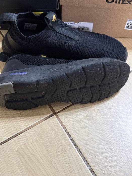 3 perechi pantofi sport pt. baieti