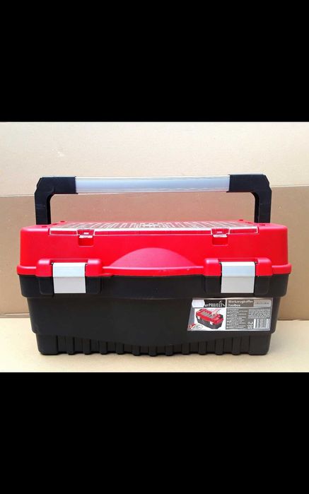 CUTIE PENTRU SCULE din Polipropilena si policarbonat NOUA - 110 Lei